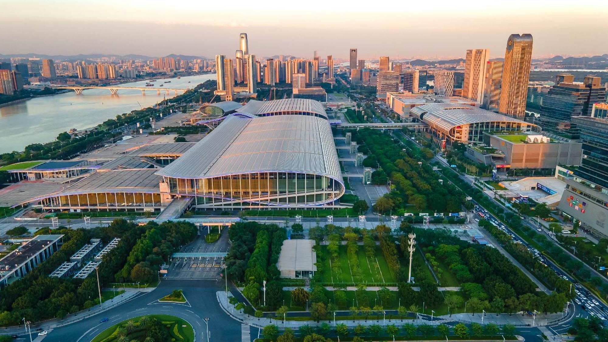 Yu Manju High-Floor Huge-Screen Audiovisual Hotel-Guangzhou Tower Zhujiang New Town Sports West Road Branch Екстериор снимка
