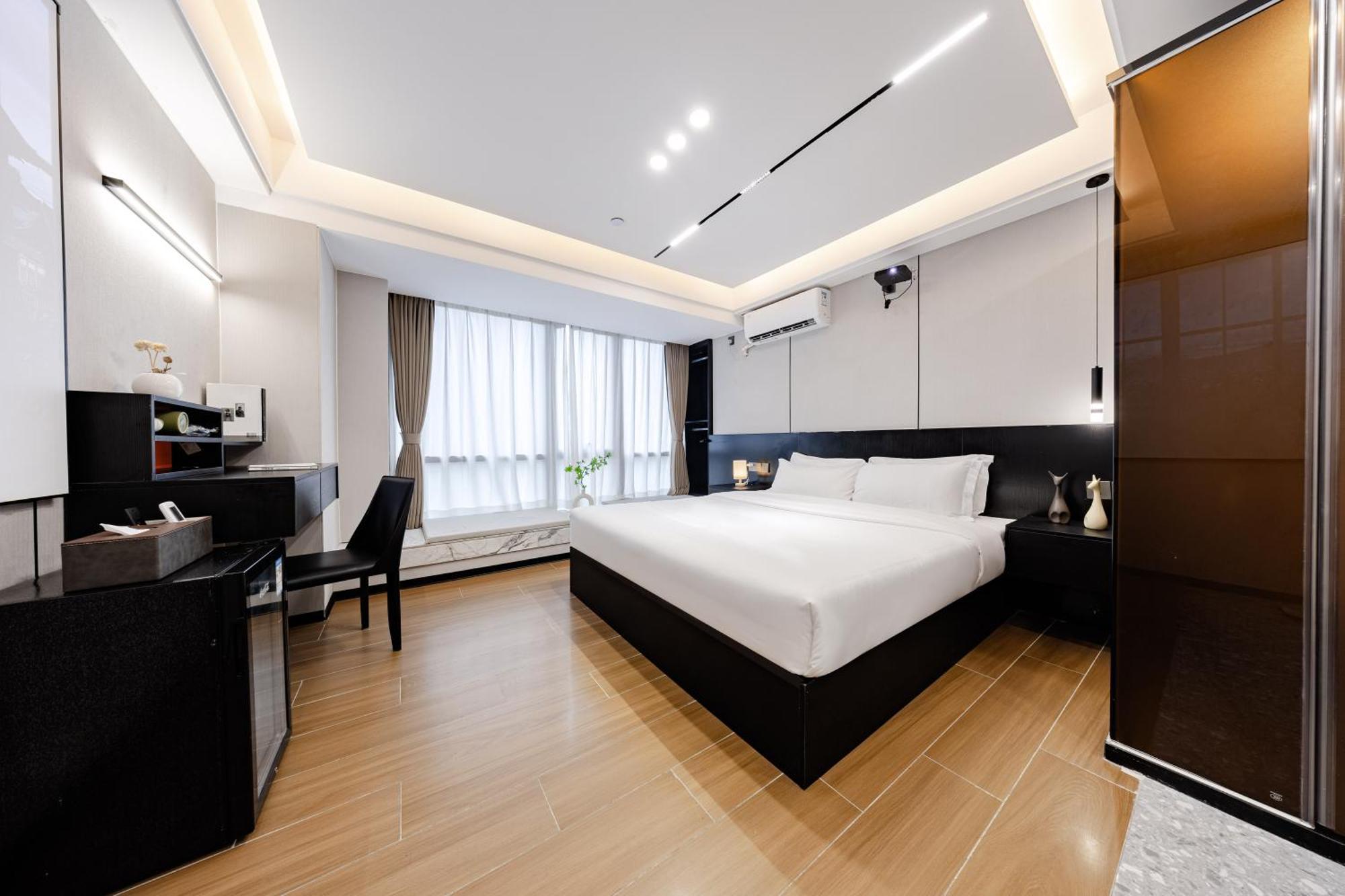 Yu Manju High-Floor Huge-Screen Audiovisual Hotel-Guangzhou Tower Zhujiang New Town Sports West Road Branch Екстериор снимка
