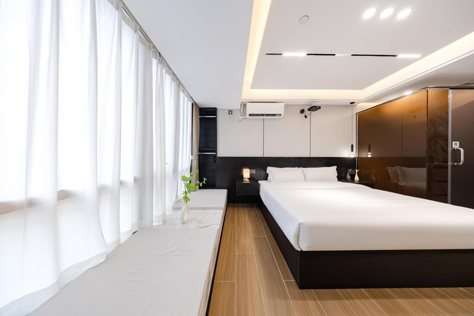 Yu Manju High-Floor Huge-Screen Audiovisual Hotel-Guangzhou Tower Zhujiang New Town Sports West Road Branch Екстериор снимка